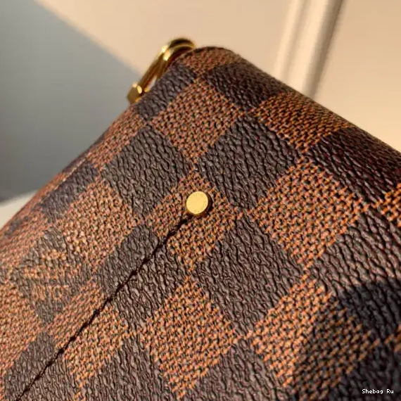 PM Vuitton Favorite Louis 0519